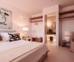 Villa-Calantha-Bedroom