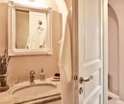 Villa Doria-Bathroom