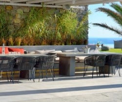 Villa Hali-Al fresco dining area