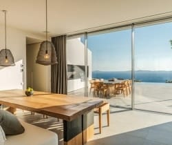 Villa-Infinity-Dining-room