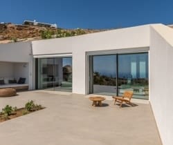 Villa-Infinity-Outdoor-chill-out-area