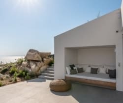 Villa-Infinity-Outdoor-chill-out-area