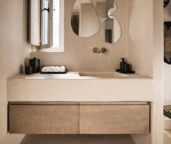 Villa-Isimeria-Bathroom