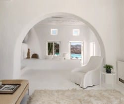 Villa Sapphira-Hall