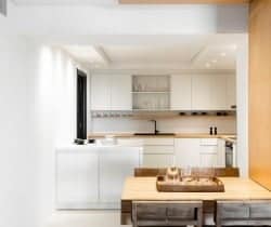 Villa-Waterfall-Kitchen
