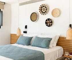 Villa-Waterfall-Bedroom