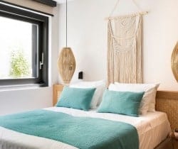 Villa-Waterfall-Bedroom