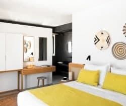 Villa-Waterfall-Bedroom