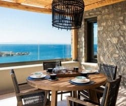 Villa-Waterfall-Al-fresco-dining-area