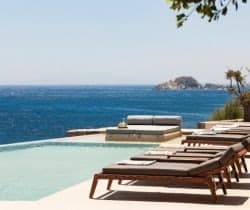 Villa-Waterfall-Swimming-pool