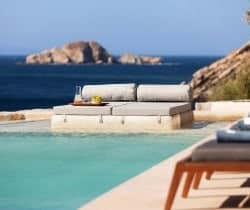 Villa-Waterfall-Swimming-pool