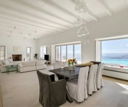 Villa Zinnia-Dining room