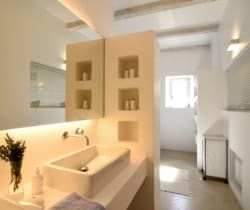 Villa-Helios-Bathroom