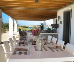 Villa Valora-All fresco dining area