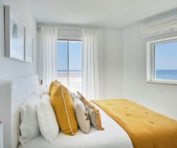 Villa-Red-Chalet-Bedroom
