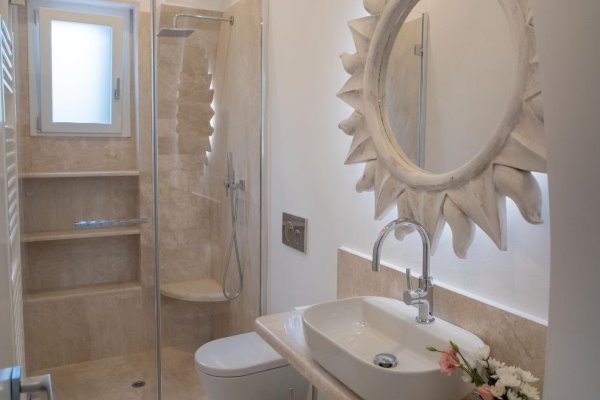 Villa-Incanto-Bathroom