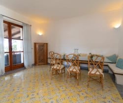 Villa-Incanto-Dining-area