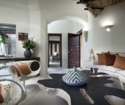Villa Bithia: Living room