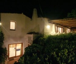Villa Moon: Night view