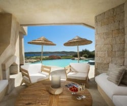 Villa Shardana-Outside views