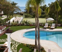 Villa-Al-Mar-Swimming-pool