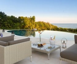 Villa-Trevo-Outdoor-chill-out-area