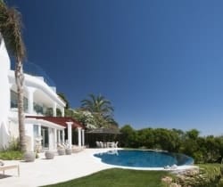 Villa-Trevo-Swimming-pool