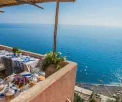 Villa Nynpha: Al fresco dining area