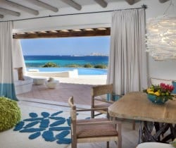 Villa Smeralda-Dining area