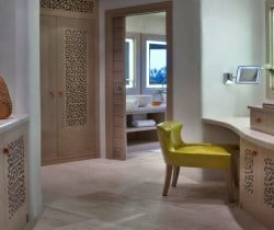 Villa Smeralda-Dressing room