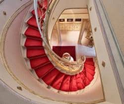 Apartment-Bellezza-Staircase