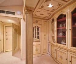 Apartment-Bellezza-Entrance-hall