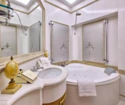 Apartment-Bellezza-Master-bathroom