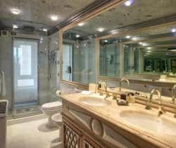 Apartment-Capitolium-Bathroom