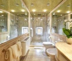 Apartment-Capitolium-Bathroom