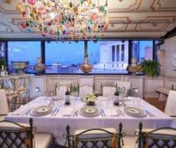 Apartment-Capitolium-Top-floor-dining-area-by-night