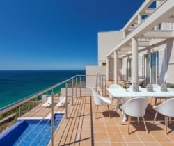 Villa-Mar-a-Vista-Al-fresco-dining-area