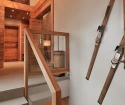 Chalet Croce: Stair