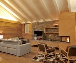 Chalet Croce: Fireplace