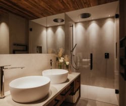 Chalet-Ambra-Bathroom