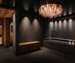 Chalet-Ambra-Whirlpool