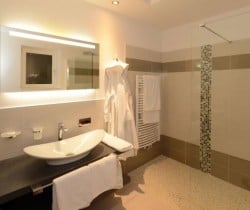 Chalet Gadina - Bathroom