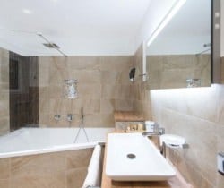 Chalet Gadina - Bathroom