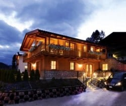 Chalet Gadina - Entrance