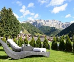 Chalet Gadina - Outside views