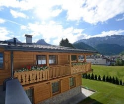 Chalet Gadina - Outside views