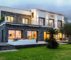 Villa Sogni - Outside views