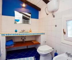 Villa-Vittoria-Bathroom