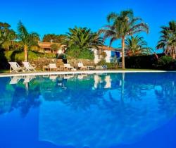 Villa-Vittoria-Swimming-pool