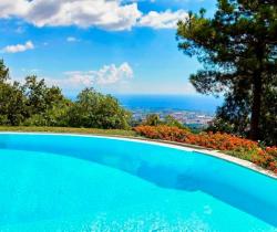 Villa-Vittoria-Swimming-pool